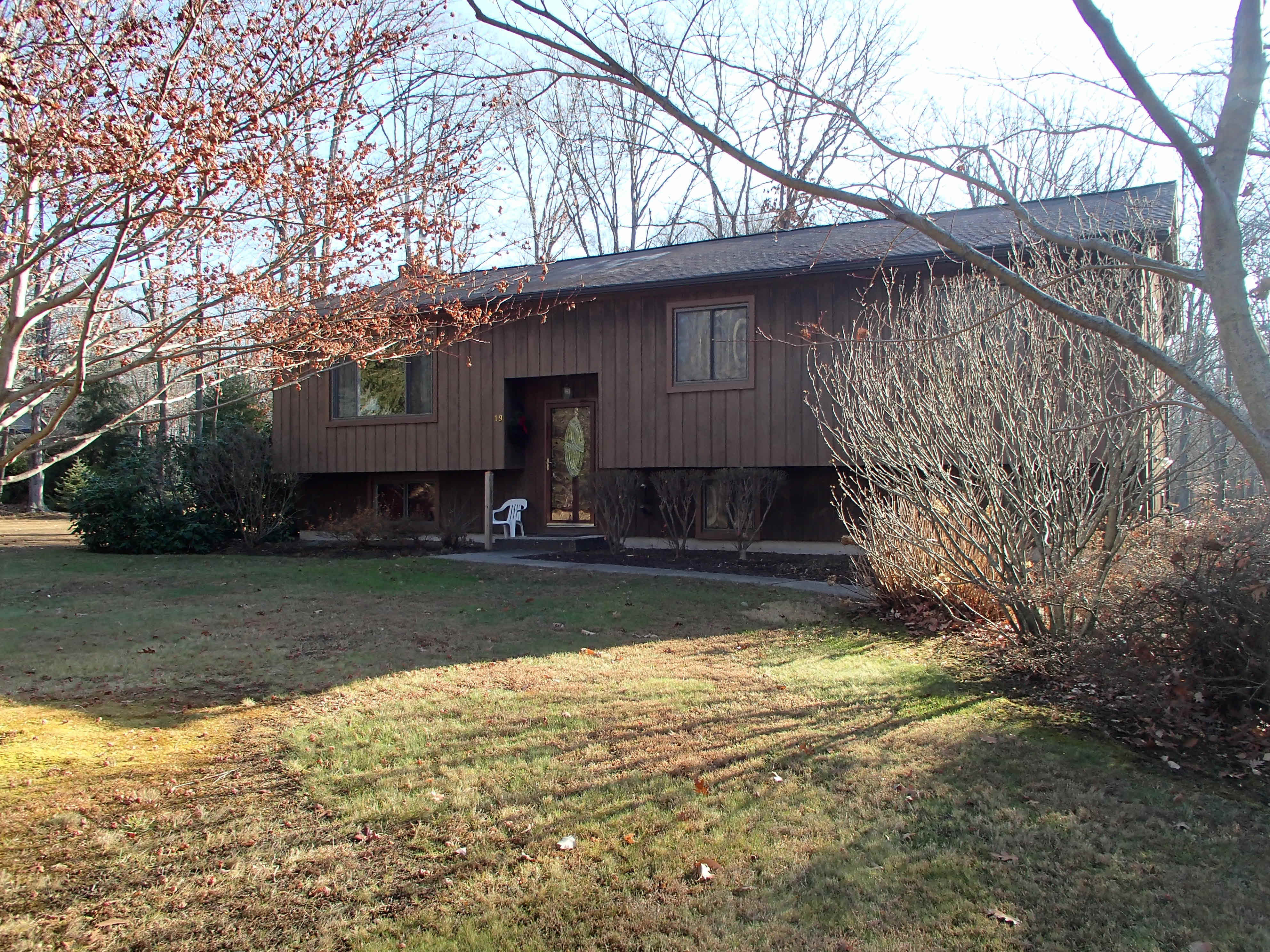Building photograph for 19 BILBERRY RD